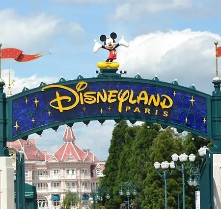 Grand Studio Montevrain - Disneyland Rer A Exterior photo